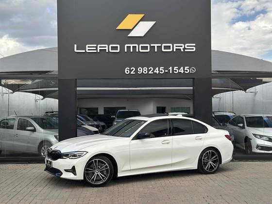 BMW 330i 2.0 16V TURBO GASOLINA SPORT AUTOMÁTICO